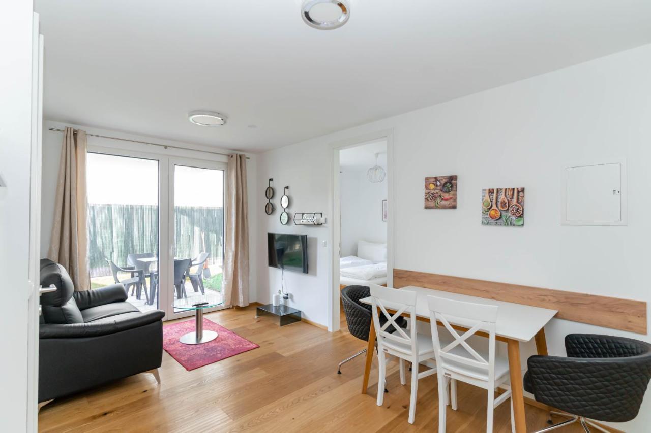 Modern Apartment With Tiny Garden Near City Center Wien Exterior foto