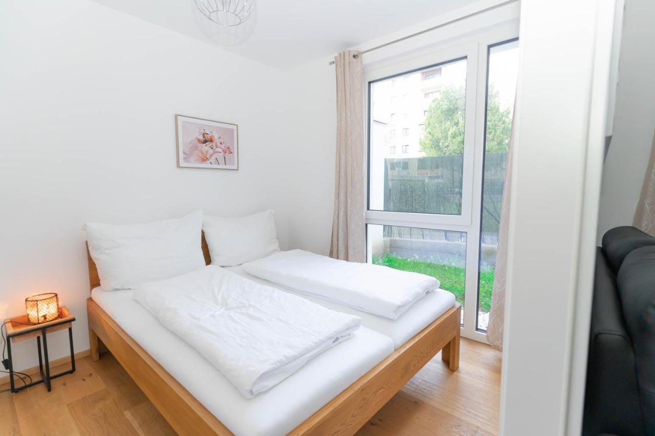 Modern Apartment With Tiny Garden Near City Center Wien Exterior foto