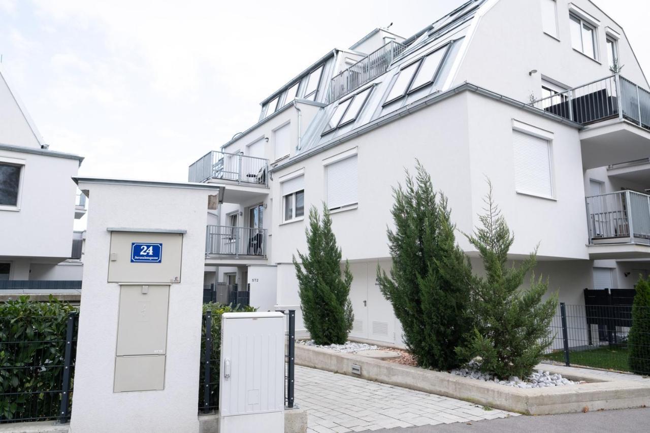 Modern Apartment With Tiny Garden Near City Center Wien Exterior foto