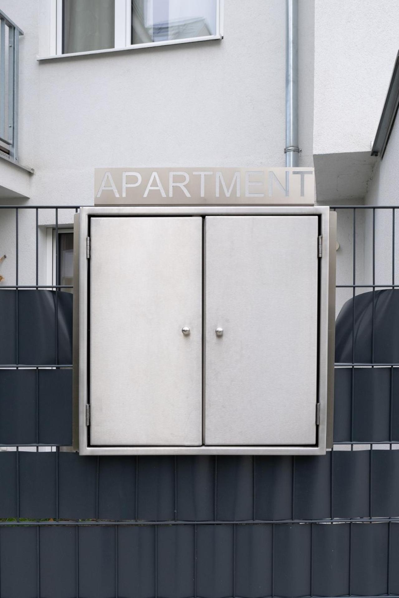 Modern Apartment With Tiny Garden Near City Center Wien Exterior foto